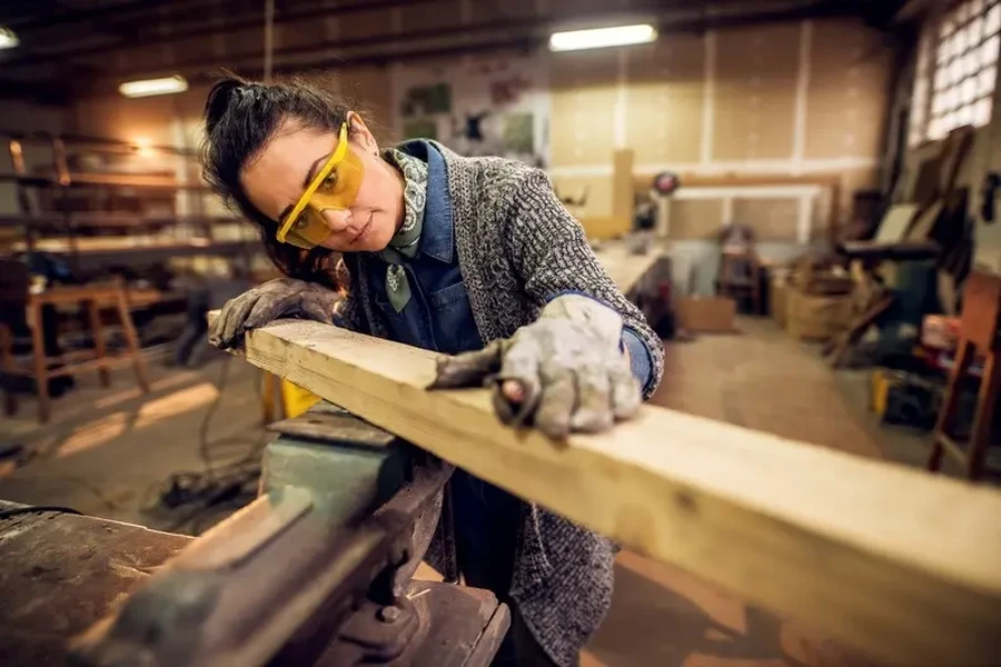 How Carpentry Services Support Foundation Structures Mercedes, TX