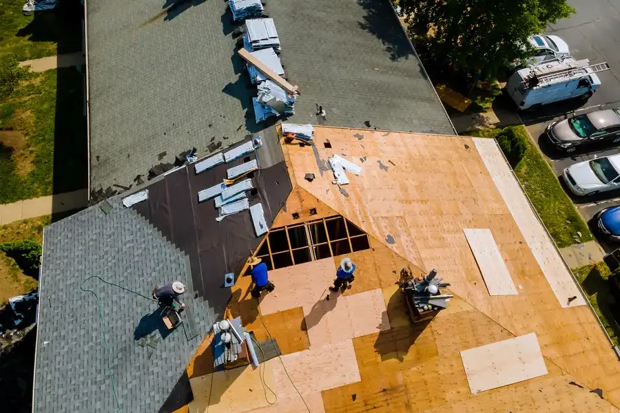 Why Foundation Contractors Should Assess Roof Damage Mercedes, TX
